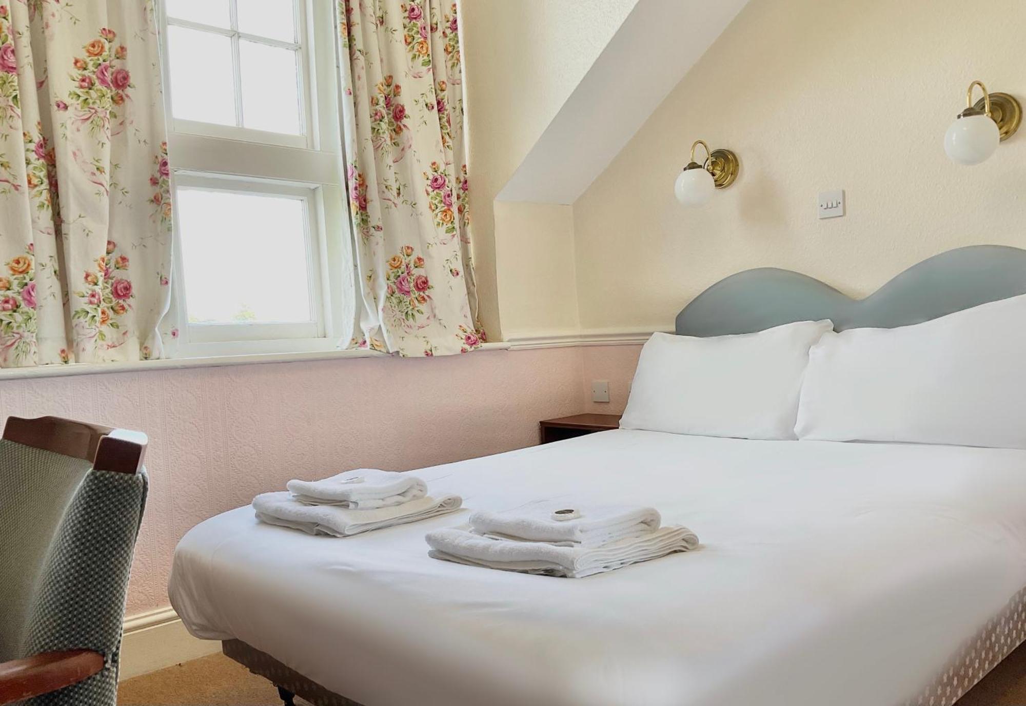 Ashton Court Hotel Exmouth Bagian luar foto